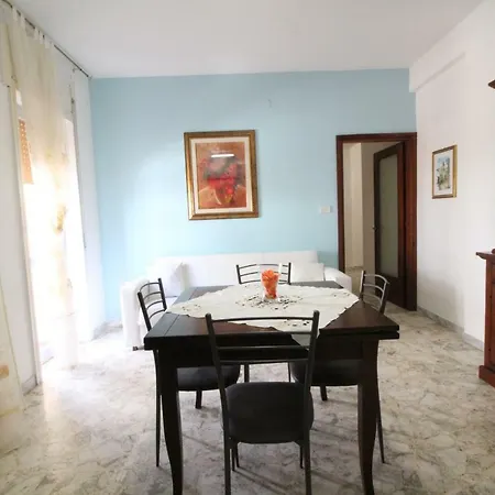 Apartment A 150 Metri Da Spiaggia *